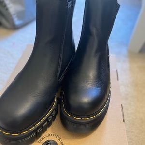 Dr. Martens Audrick Chelsea Boots Size US7